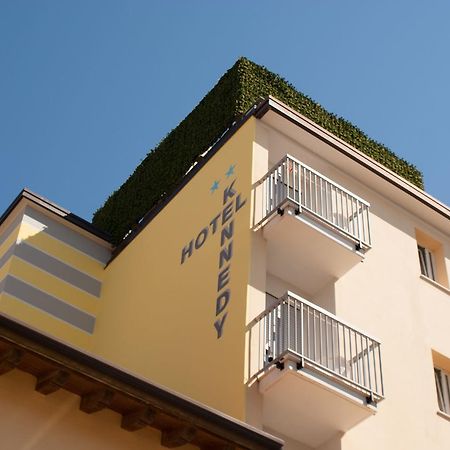 Hotel Kennedy Caorle Exterior photo